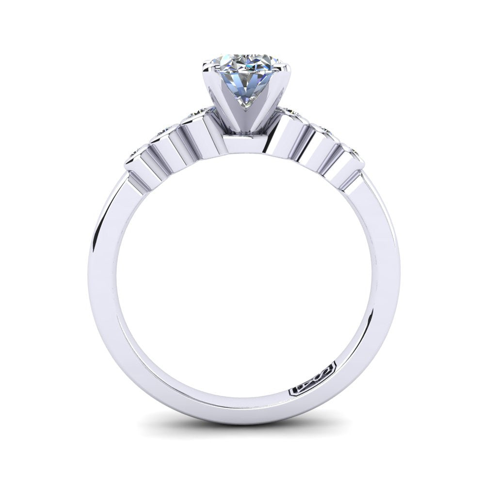 'Riley' Oval Cut Engagement Ring
