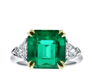 Emerald and Trilliant Diamond Ring