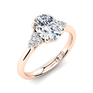 18kt Rose Gold, 4 Claw Solitaire Setting with Cluster Accent Stones