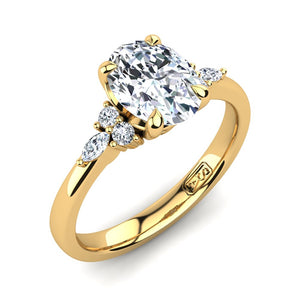 18kt Yellow Gold, 4 Claw Solitaire Filigree Basket Setting with Cluster RBC and Marquise Accent Stones