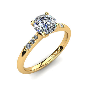 18kt Yellow Gold, Solitaire Setting with Tapered Accent Stones